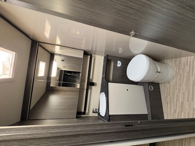 Mc Louis Nevis 881  25 EDITION - Photo 9