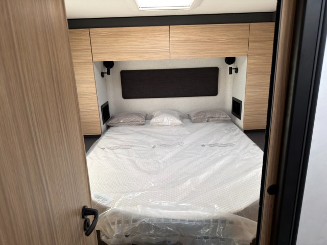 Bavaria Initial I720FC Unik - Photo 9