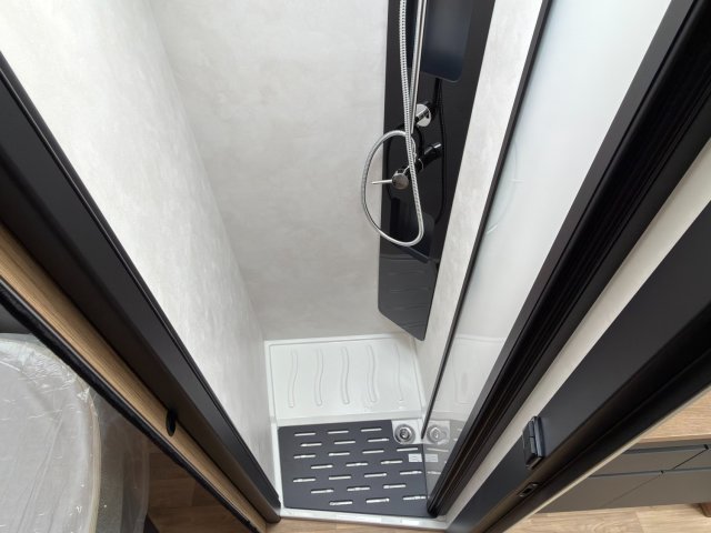 Bavaria Initial I740FC Nomade - Photo 2