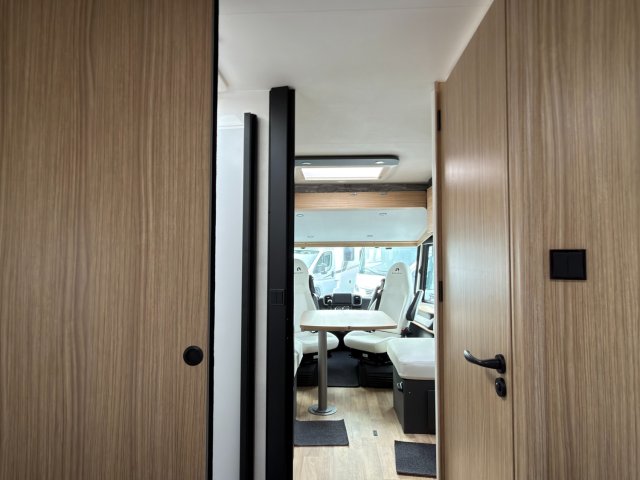 Bavaria Initial I740FC Nomade - Photo 5