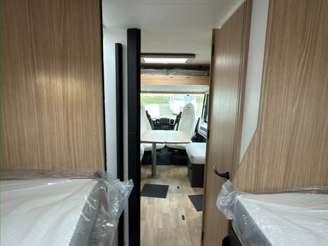 Bavaria Initial I740FGJ Nomade - Photo 10