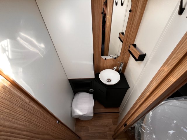 Bavaria T720FC Intense - Photo 9