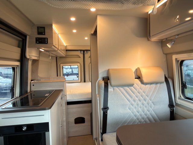 Burstner Campeo C 540 - Photo 8