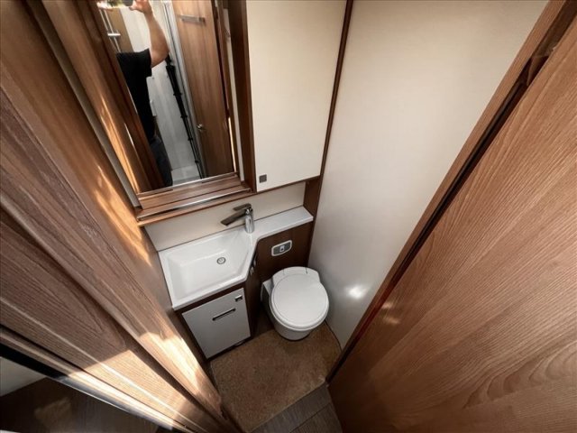 Burstner Ixeo I 736 G - Photo 8