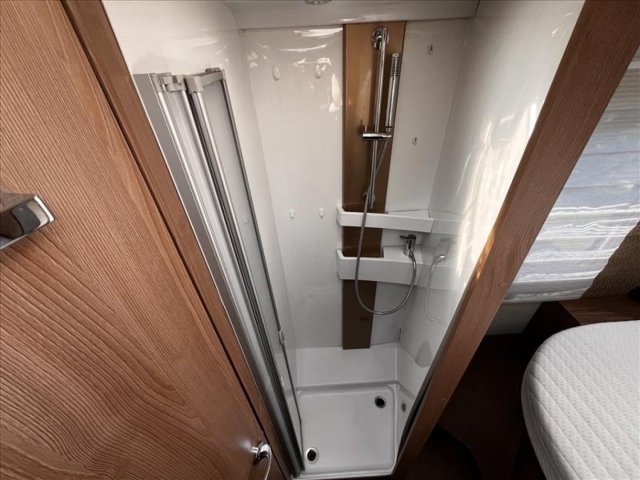 Burstner Ixeo I 736 G - Photo 9