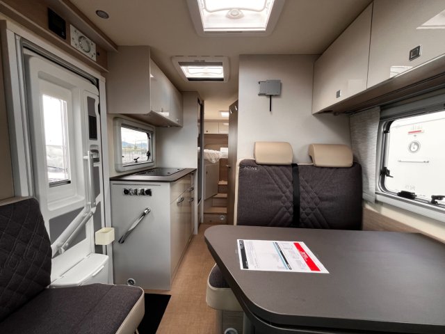 Burstner Lineo T 690 G - Photo 4