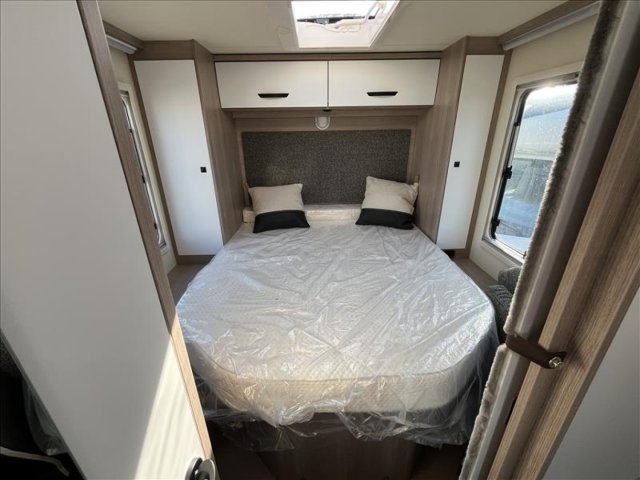 Burstner Lyseo Time Skyline T 732 - Photo 10