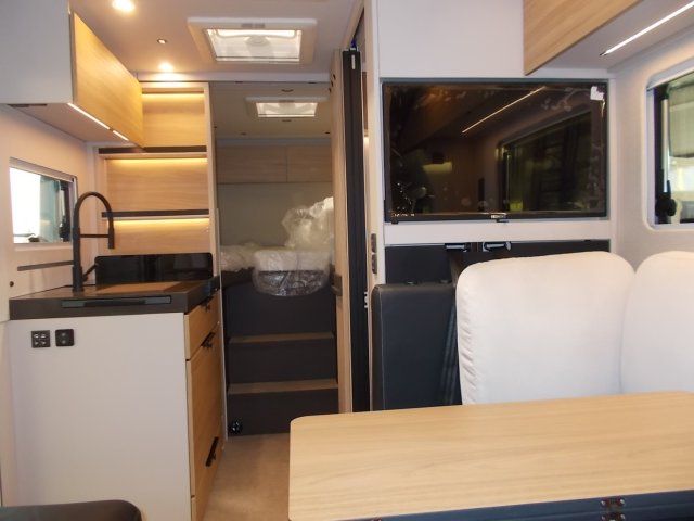 Burstner Signature SFT 7.0 - Photo 9