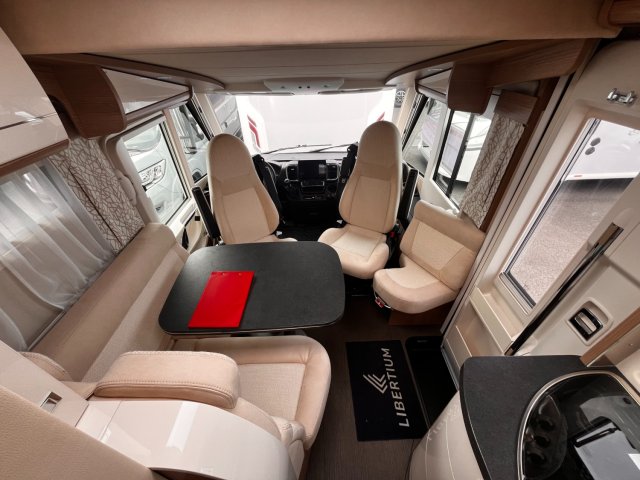 Carthago C-Compactline I 141 LE - Photo 5