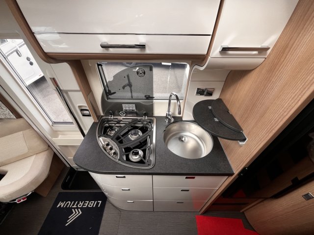 Carthago C-Compactline I 141 LE - Photo 7