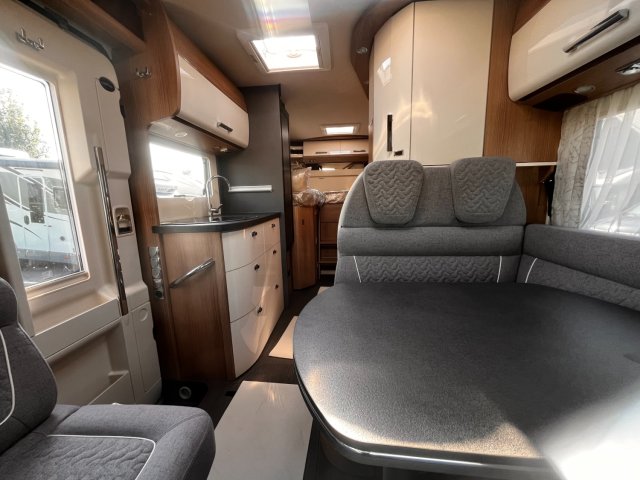 Carthago C-Tourer T 143 KB LE C1-tourer KB-LE lightwei - Photo 3