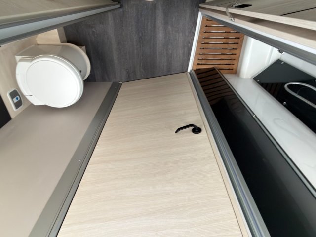 Challenger 328 Graphite Ultimate - Photo 8