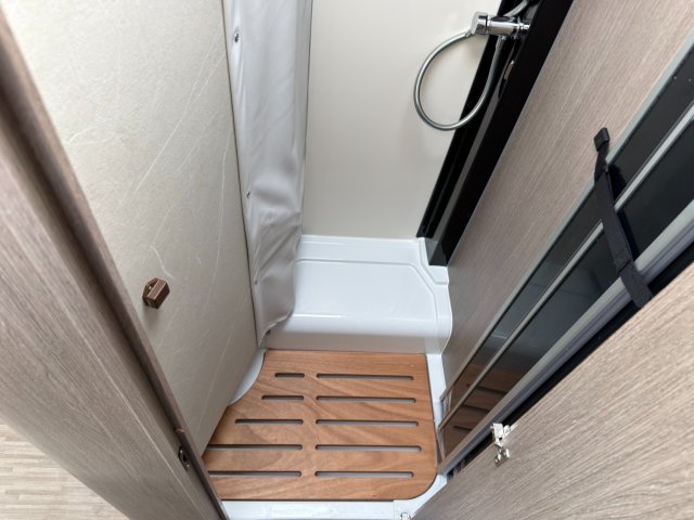 Eden Camp C 699 LG - Photo 7