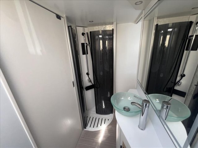 Notin Bilbao BCL - Photo 8