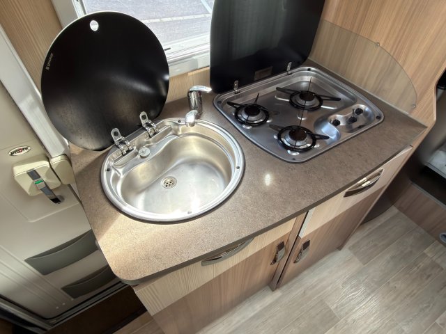 Pilote Aventura A 650 AEG - Photo 5