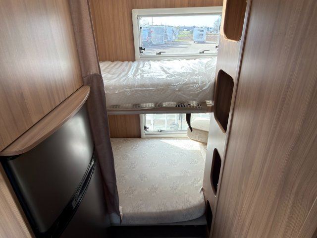 Pilote Aventura A 650 AEG - Photo 8