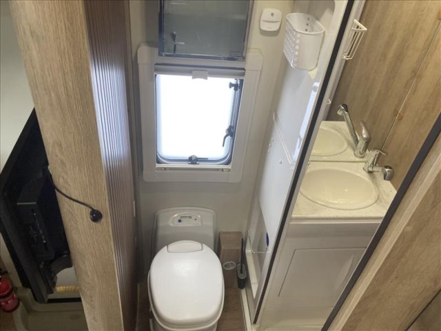 Pla Camper Mister 390 - Photo 8