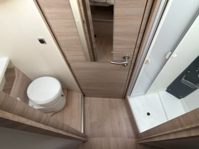 Rapido 886 F - Photo 6