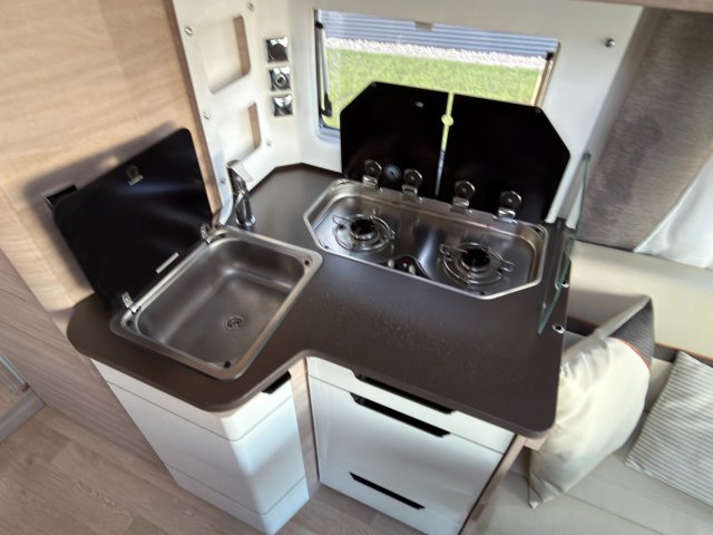 Rapido 886 F - Photo 9