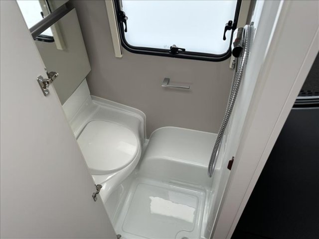 Adria Caravane ADORA - Photo 8