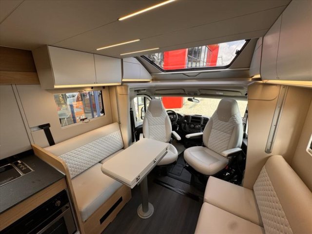 Adria Matrix Plus 670 DC - Photo 4