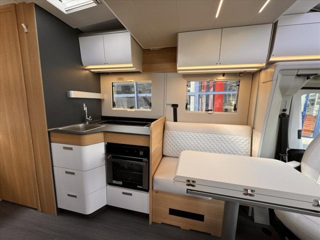 Adria Matrix Plus 670 DC - Photo 6