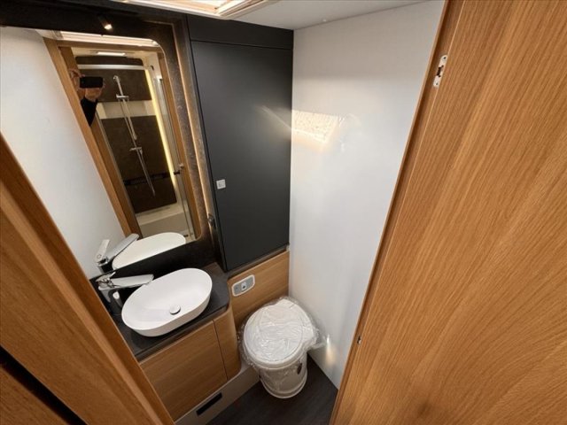 Adria Matrix Plus 670 DC - Photo 10