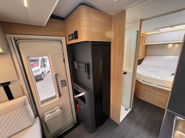 Adria Matrix Plus 670 DC - Photo 7