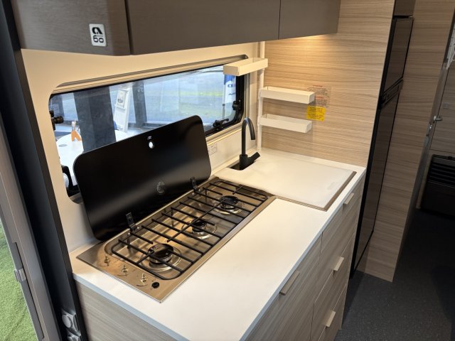 Adria Altea 552 PK 60Y 2 beds - Photo 7