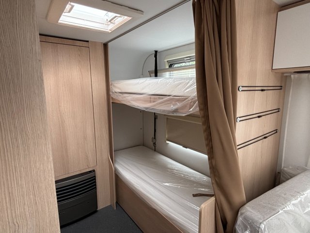 Adria Aviva 563 PT 2 beds - Photo 4