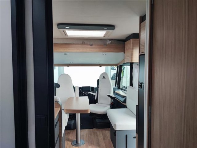 Bavaria Initial I740FC Nomade - Photo 9