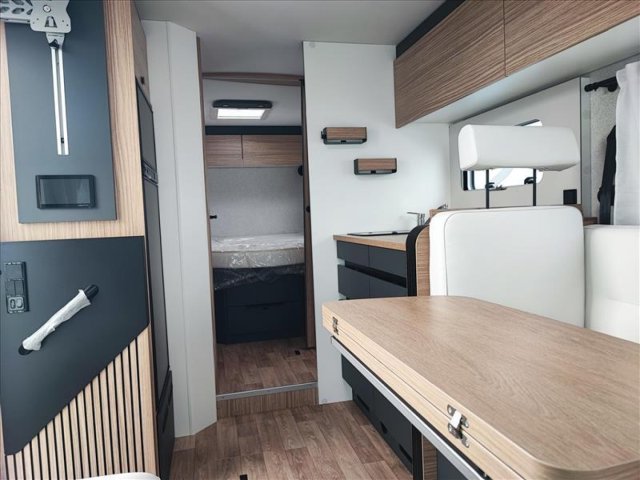 Bavaria Initial I740FC Nomade - Photo 4