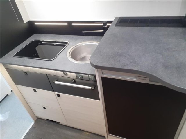 Challenger 240 Graphite Ultimate - Photo 6