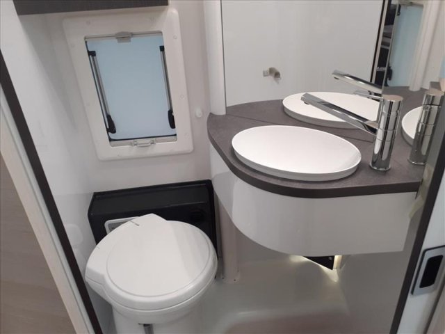 Challenger 240 Graphite Ultimate - Photo 8