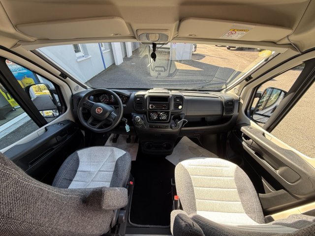 Font Vendome Leader Camp - Photo 5