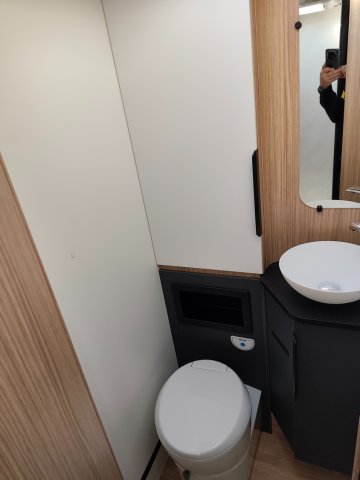 Bavaria Initial I720FC Nomade - Photo 5