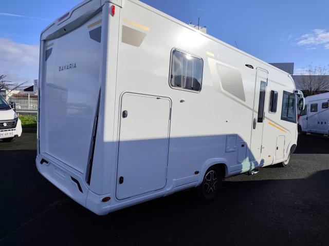 Bavaria Initial I720FC Nomade - Photo 4