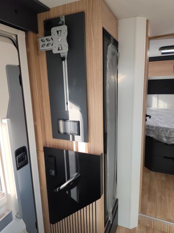 Bavaria Initial I720FC Nomade - Photo 9