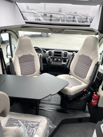 Adria Twin Supreme 640 SGX - Photo 2