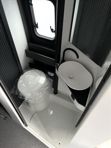 Adria Twin Supreme 640 SGX - Photo 4