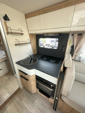 Bavaria Initial I740FC Class I 740 FC - Photo 5