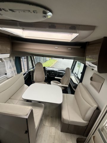 Bavaria Initial I740GJ Style I 740 GJ - Photo 2