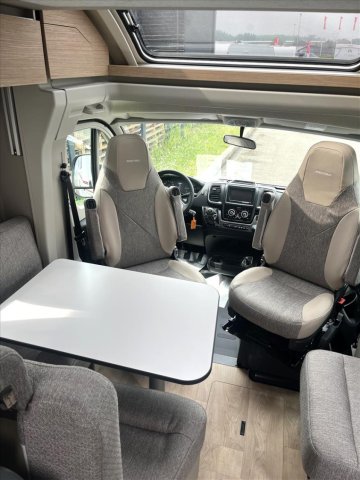 Burstner Campeo TD 690 G - Photo 6