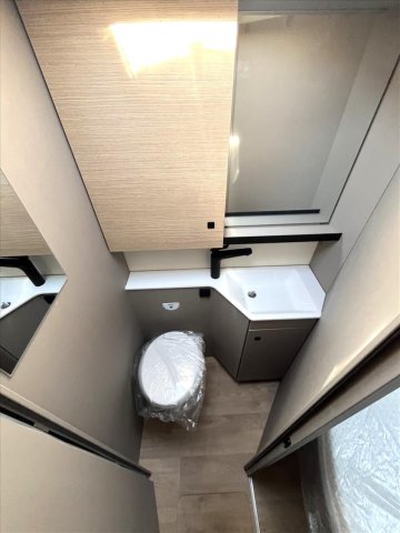 Burstner Campeo TD 736 - Photo 8