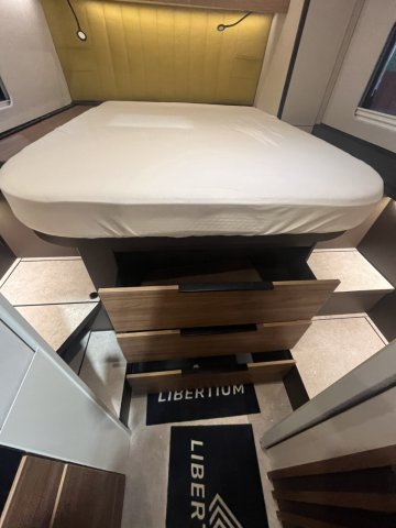 Burstner Signature SFT 7.5 - Photo 15