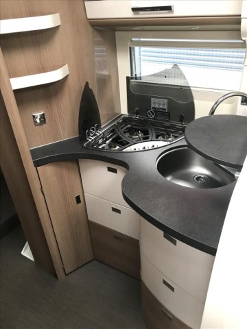 Carthago C-Tourer T 150 QB - Photo 3