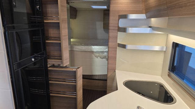 Concorde Credo 740 Hi - Photo 12