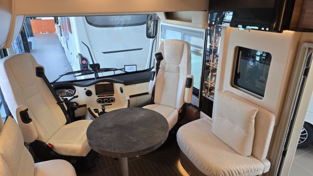 Concorde Credo 740 Hi - Photo 14