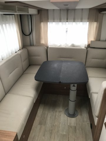 Pilote P 696 U Evidence - Photo 2