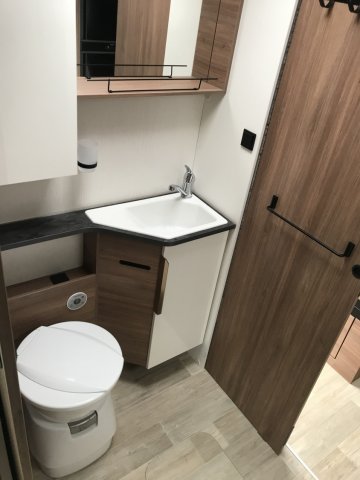 Pilote P 696 U Evidence - Photo 6